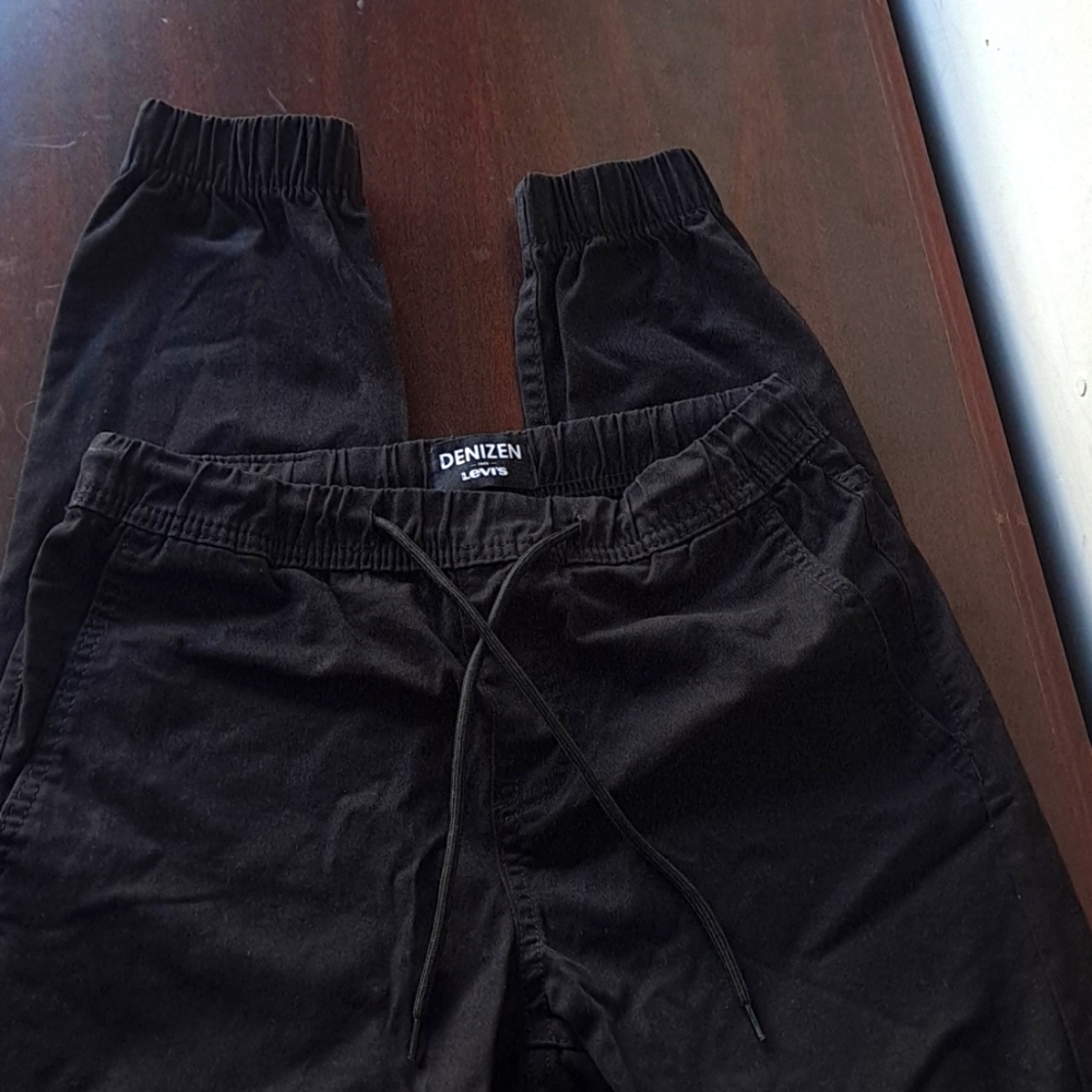 Levi's Black Pants/Joggers